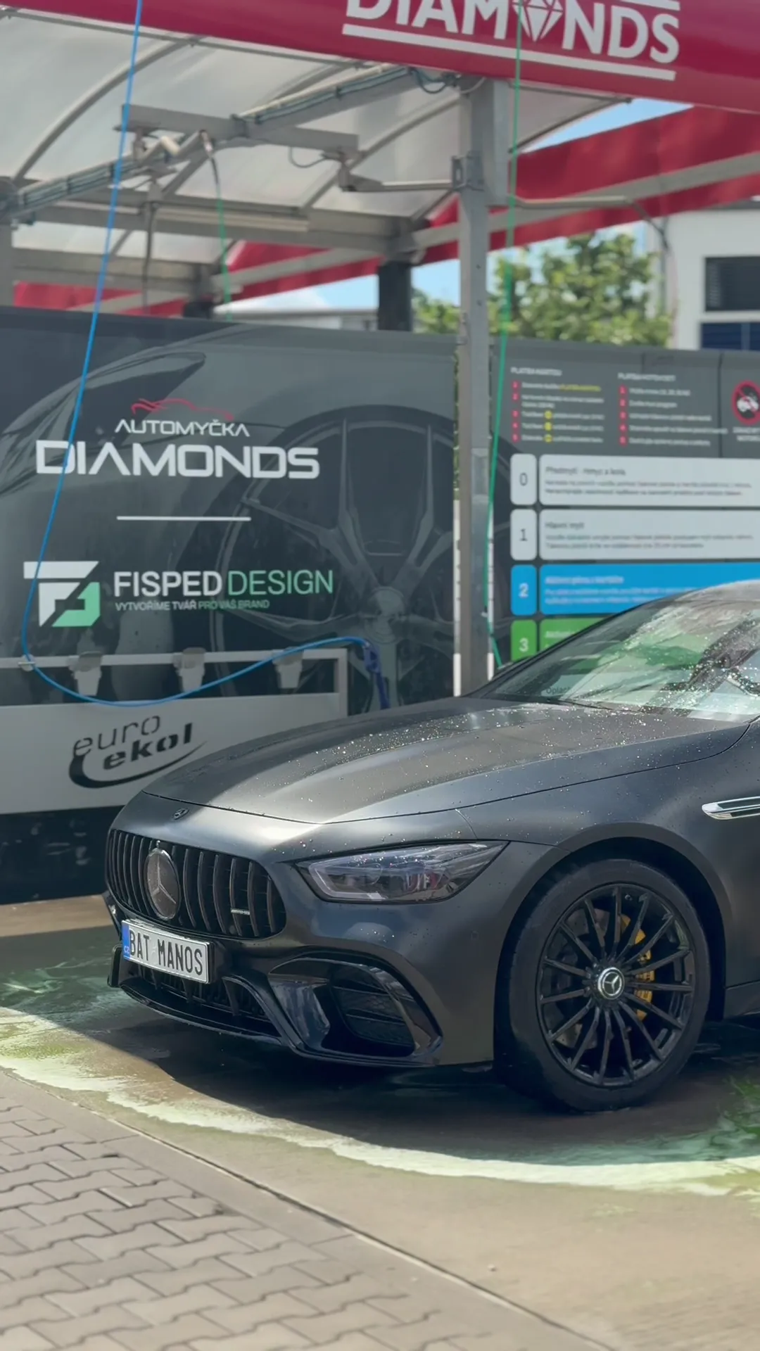 Hvězdný strop z optických vláken v interiéru Mercedesu